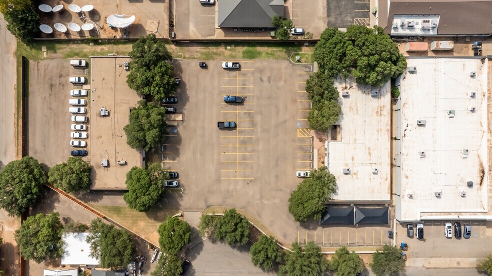 Primary Photo Of 3303 67th St, Lubbock Office For Sale