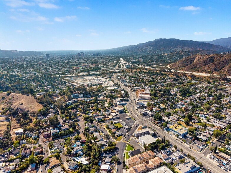 More Photos Of 2390 Colorado Blvd, Los Angeles Land For Sale