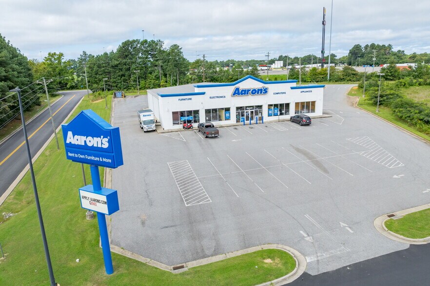 More Photos Of 102 Dominion Dr, Emporia Freestanding For Sale