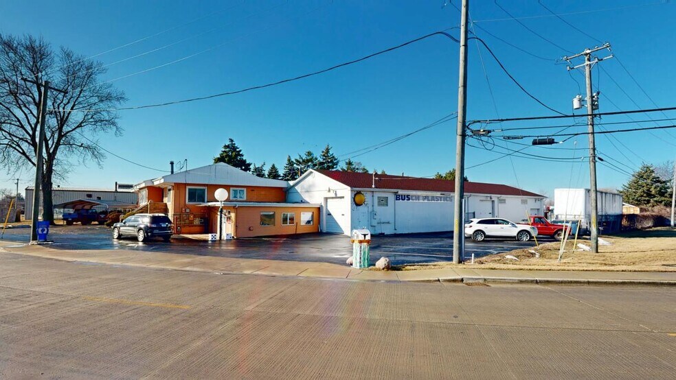 Primary Photo Of 21706 E US Highway 30, Lynwood Warehouse For Sale