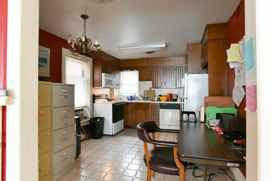 More Photos Of 29 W Franklin St, Hagerstown Apartments For Sale