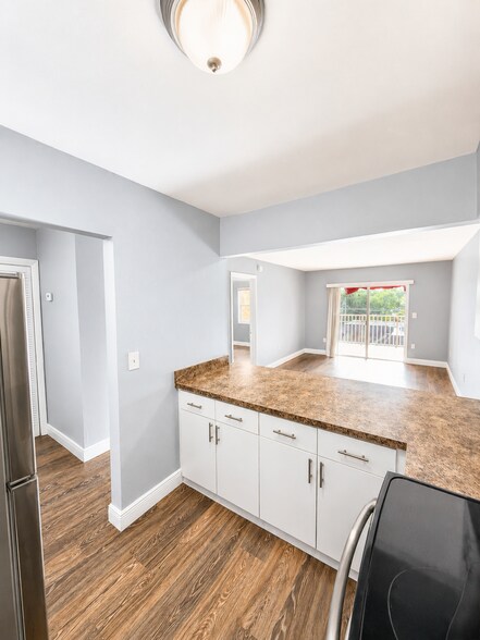 More Photos Of 2400 NW 16th Street Rd, Miami Apartments For Sale