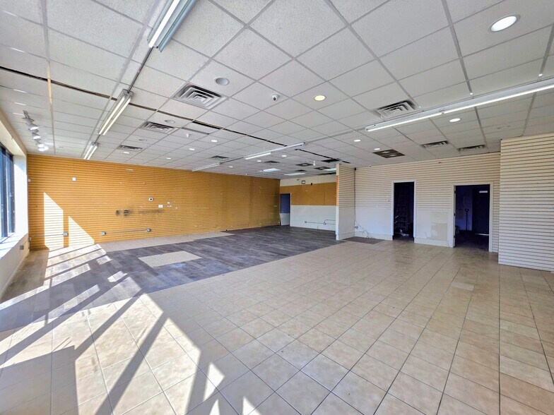 More Photos Of 1215-1225 S Ashland Ave, Chicago Unknown For Lease