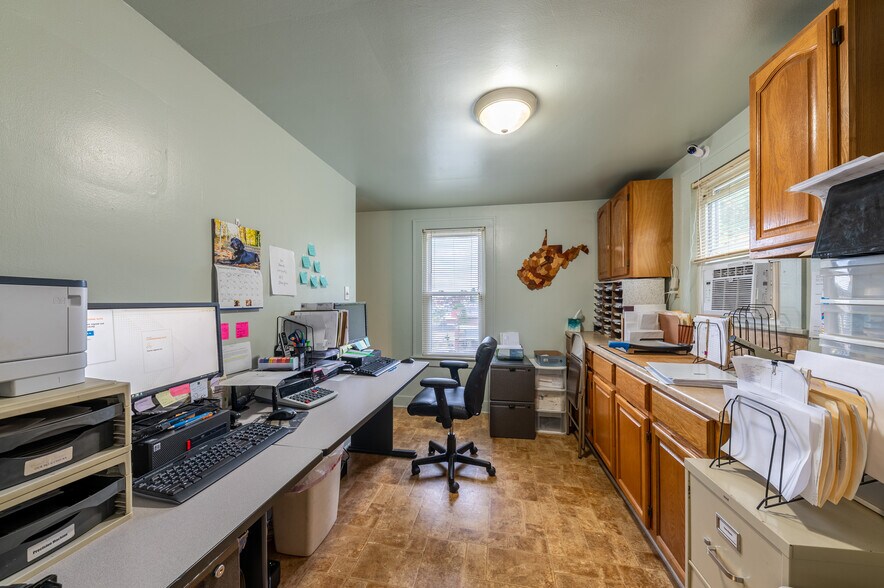 More Photos Of , Fairmont Unknown For Sale