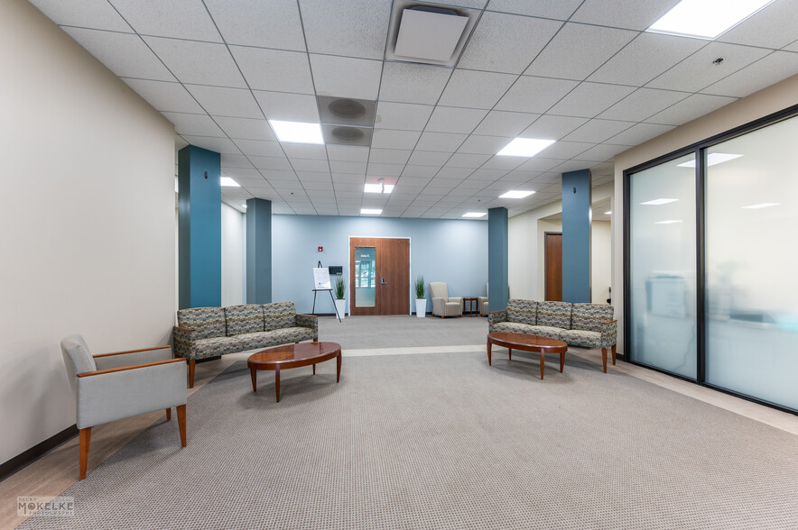 More Photos Of 7000 Caton Farm Rd, Plainfield Medical For Lease