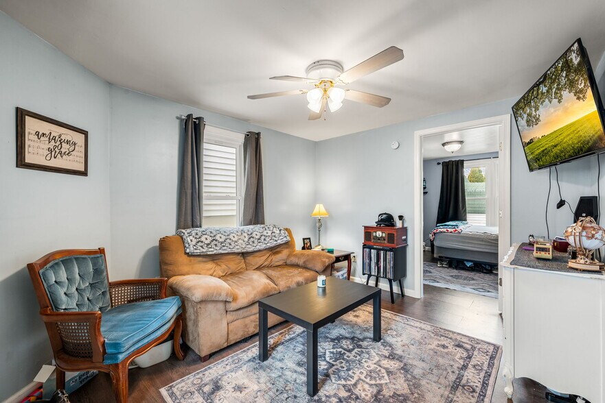 More Photos Of 217 White Ave, Linwood Apartments For Sale