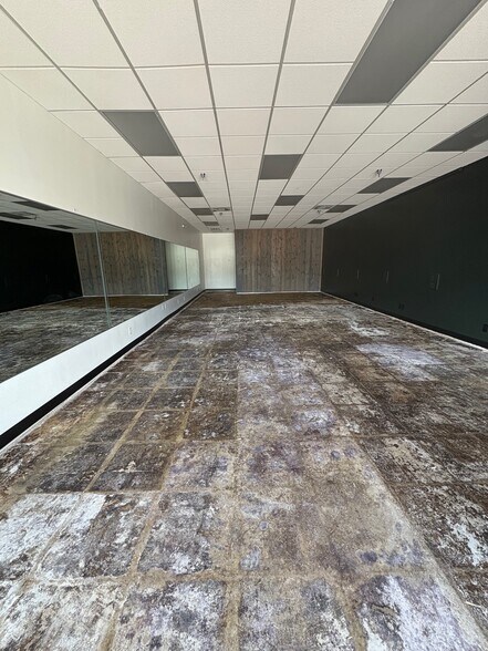 More Photos Of 1649 Saint Mary St, Thibodaux General Retail For Lease