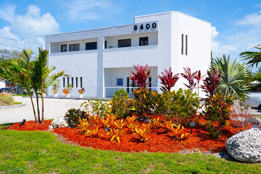 Primary Photo Of 6400 Overseas Hwy, Marathon Medical For Lease