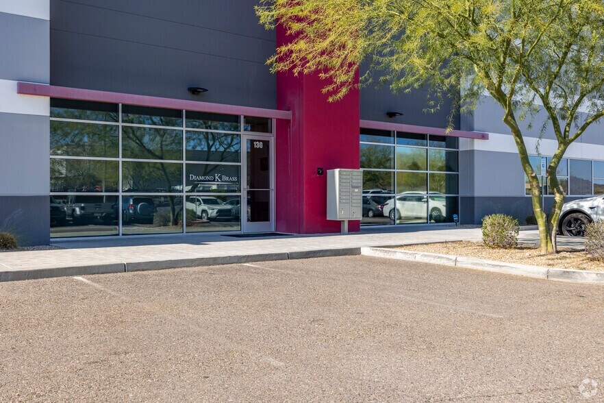 More Photos Of 21500 N 8th Way, Phoenix Warehouse For Lease