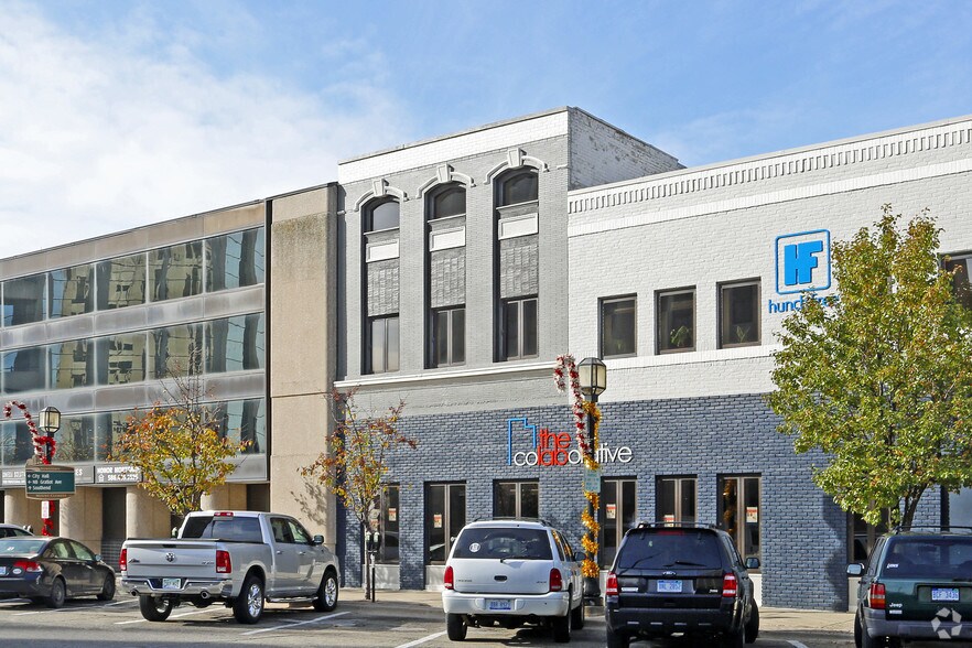 Primary Photo Of 21 N Main St, Mount Clemens Coworking Space