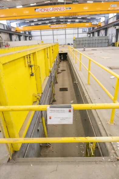 More Photos Of 420 22nd Ave NE, Williston Light Manufacturing For Lease