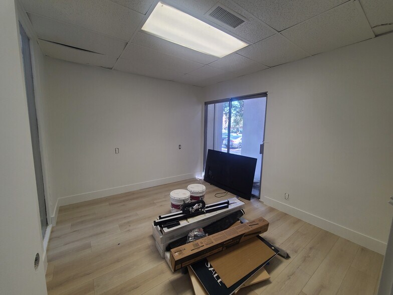 More Photos Of 231 N Indian Hill Blvd, Claremont Medical For Lease