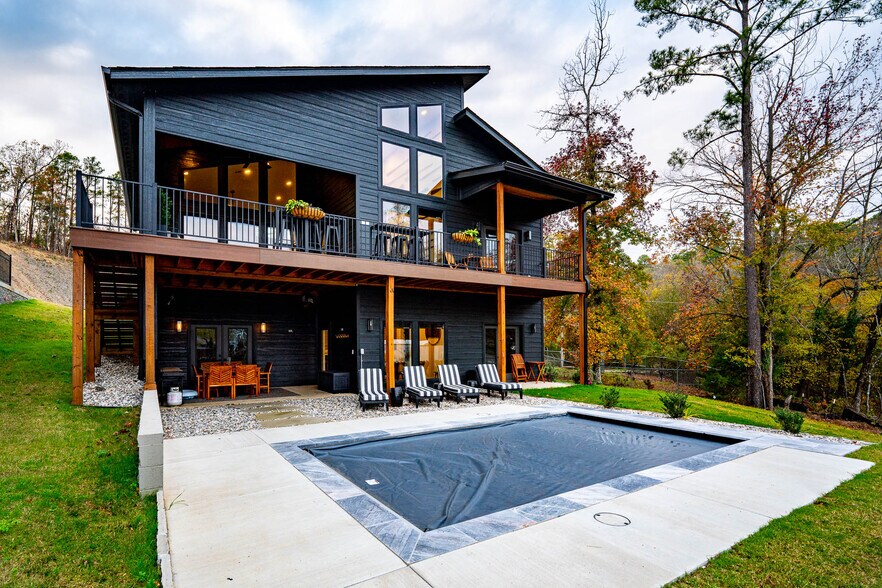More Photos Of 215 Wayward Winds Rd, Hot Springs National Park Apartments For Sale
