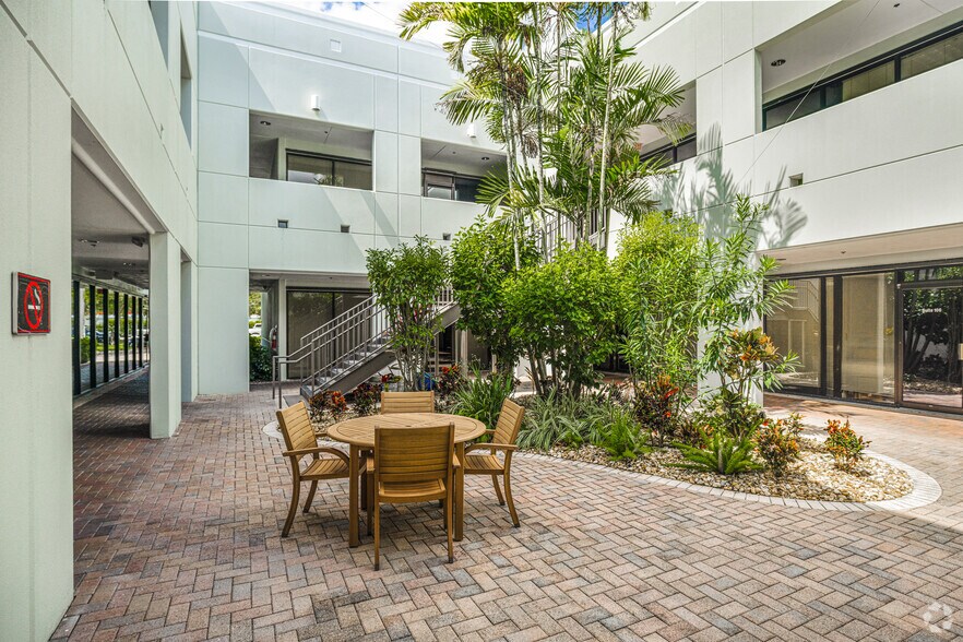 More Photos Of 20283 State Road 7, Boca Raton Office For Lease