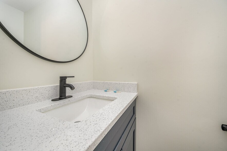 More Photos Of 412 27th Ave N, Myrtle Beach Multifamily For Sale