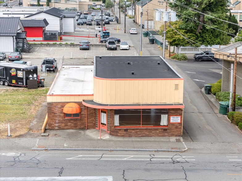 More Photos Of 710 S Lincoln St, Port Angeles General Retail For Sale
