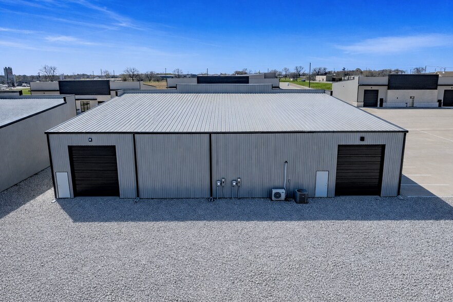 More Photos Of 4620 US 377 Hwy, Aubrey Unknown For Lease