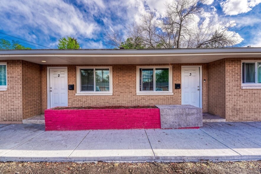 More Photos Of 1512-1518 S Corona Ave, Colorado Springs Apartments For Sale