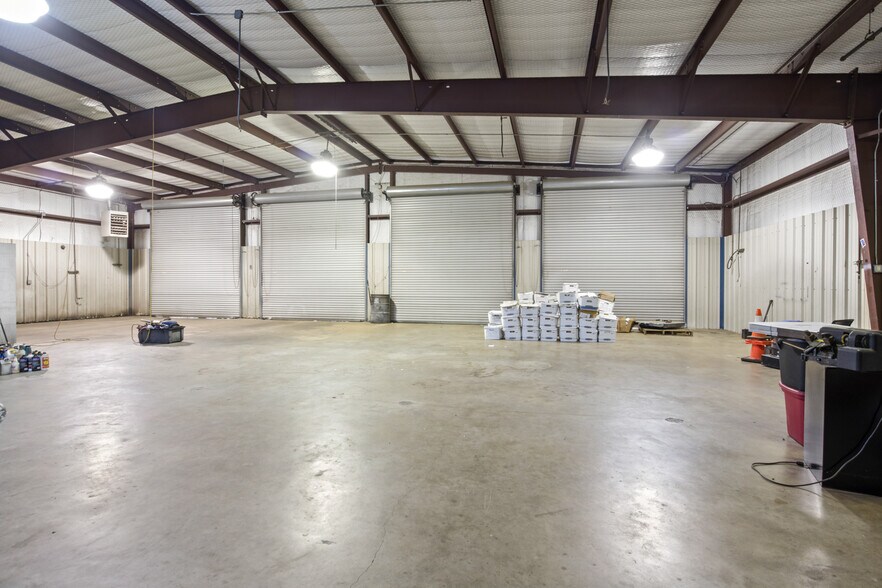 More Photos Of 2300 W Ferguson Rd, Mount Pleasant Freestanding For Lease