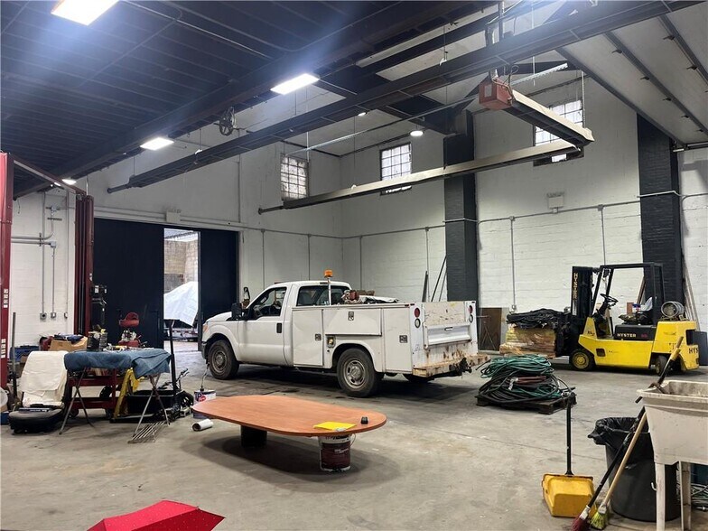 More Photos Of 360 Broadway, Staten Island Warehouse For Sale