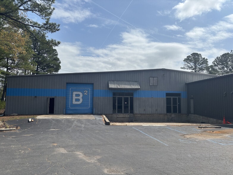 More Photos Of 136 Industrial Dr, Birmingham Warehouse For Lease
