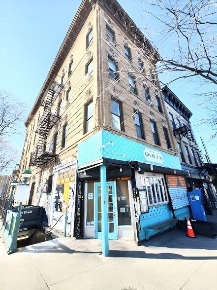 Primary Photo Of 247 Starr St, Brooklyn Apartments For Sale