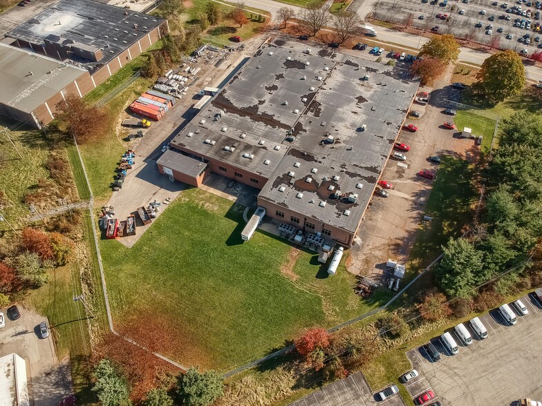 More Photos Of 150 Gamma Dr, Pittsburgh Light Manufacturing For Sale