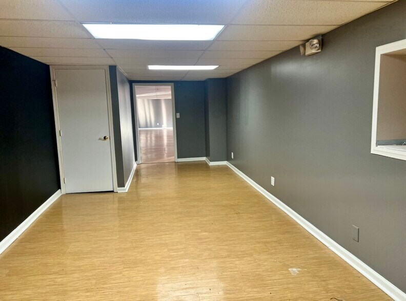 More Photos Of 2106 Pulaski Hwy, Edgewood Auto Dealership For Lease