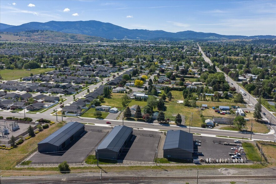 More Photos Of 18815 Euclid Ave, Spokane Valley Industrial For Sale