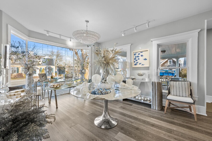 More Photos Of 515 MA-28, Harwich Port Storefront Retail Residential For Sale