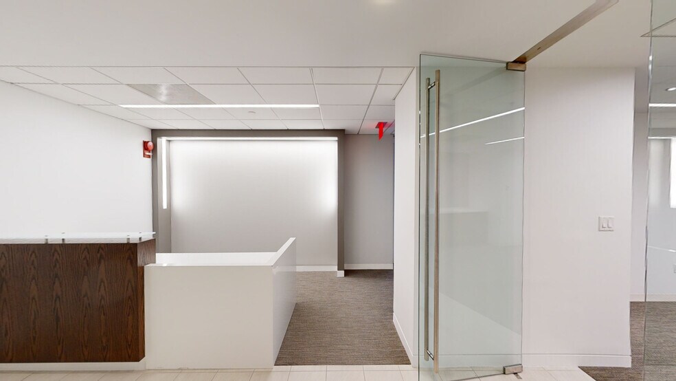More Photos Of 2001 L St NW, Washington Office For Lease