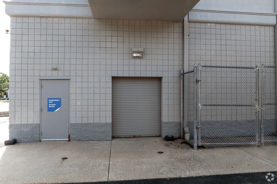 More Photos Of 409 Stokes Rd, Medford Drugstore For Sale