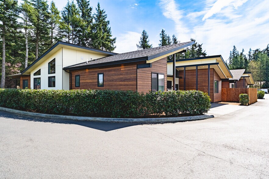 More Photos Of 914 Citadel Dr, Everson Office Residential For Sale