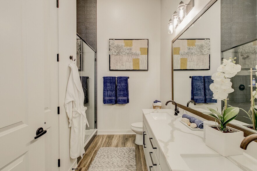 More Photos Of 4150 Belt Line Rd, Addison Apartments For Lease