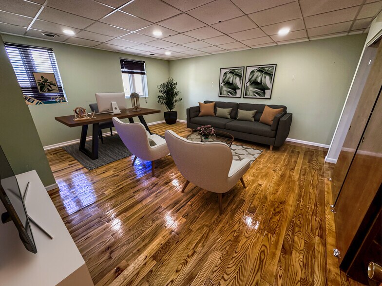 More Photos Of 1235 W Belmont Ave, Chicago Storefront Retail Office For Lease