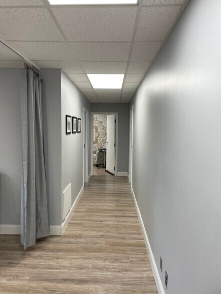 More Photos Of 9712 Belair Rd, Nottingham Medical For Lease