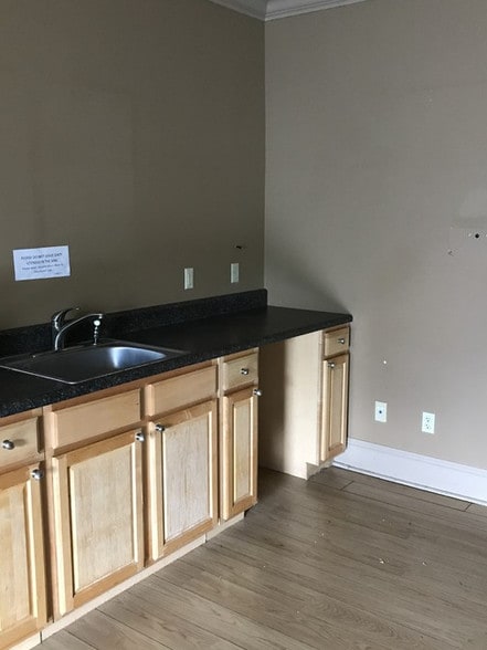More Photos Of 9030 S Corporate Edge Dr, Germantown Office For Sale