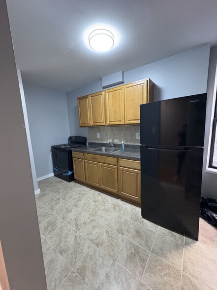 More Photos Of 679 Magenta St, Bronx Apartments For Sale
