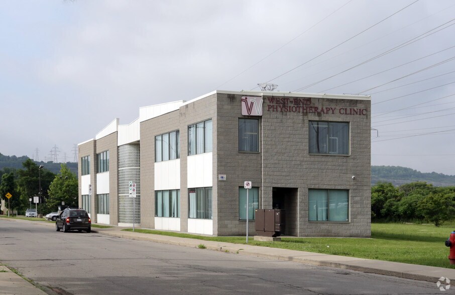 Primary Photo Of 10 Ewen Rd, Hamilton Medical For Lease