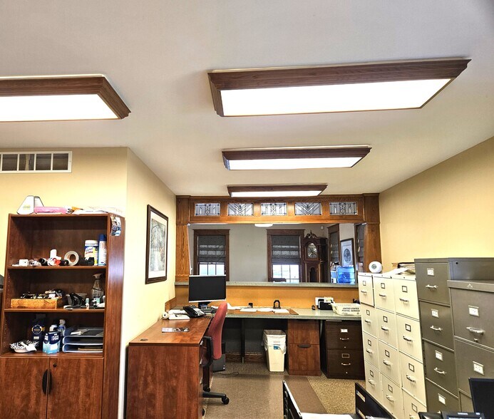 More Photos Of 820 N Michigan Ave, Saginaw Office For Sale