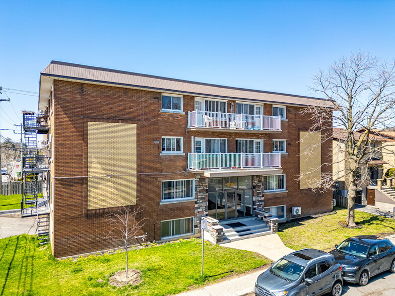 Primary Photo Of 805 Av 25E, Lachine Apartments For Sale