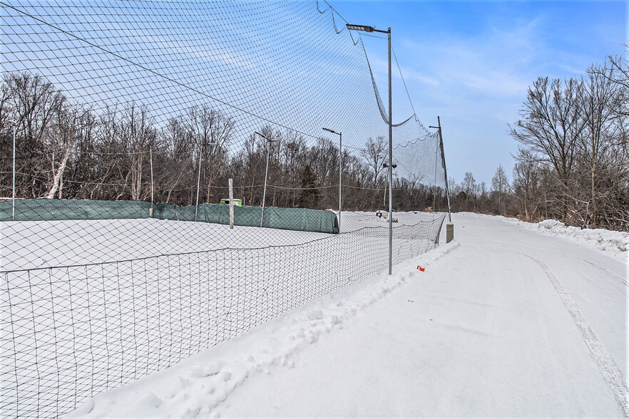 More Photos Of 5153 Fenton Rd, Flint Restaurant For Sale