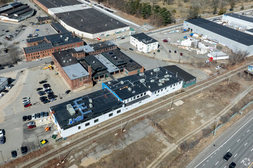 More Photos Of 17 Briden St, Worcester Manufacturing For Lease