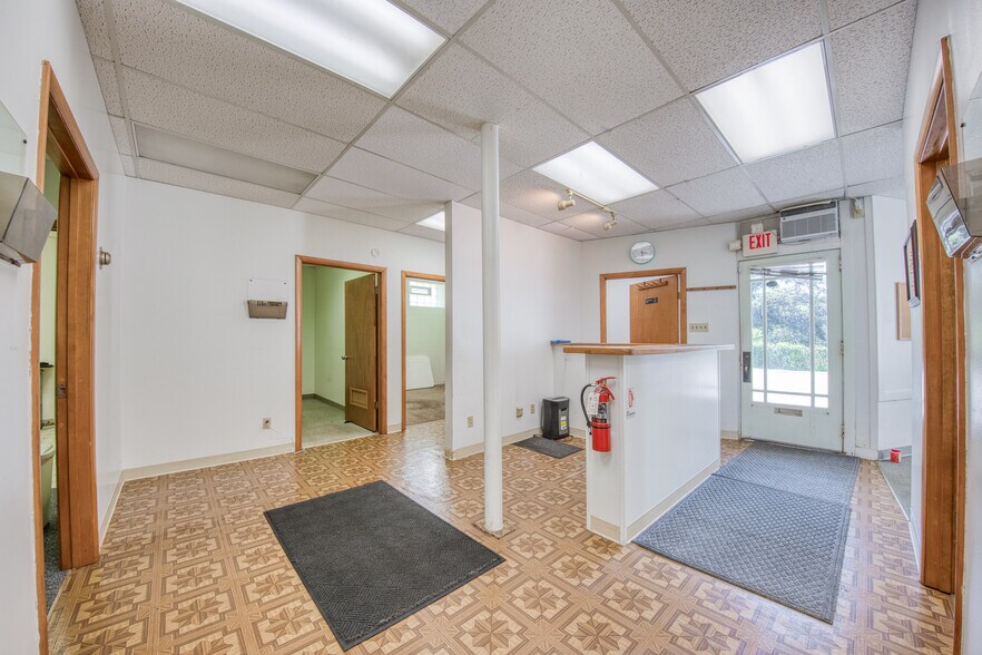 More Photos Of 5614 Verona Rd, Verona Office Residential For Sale