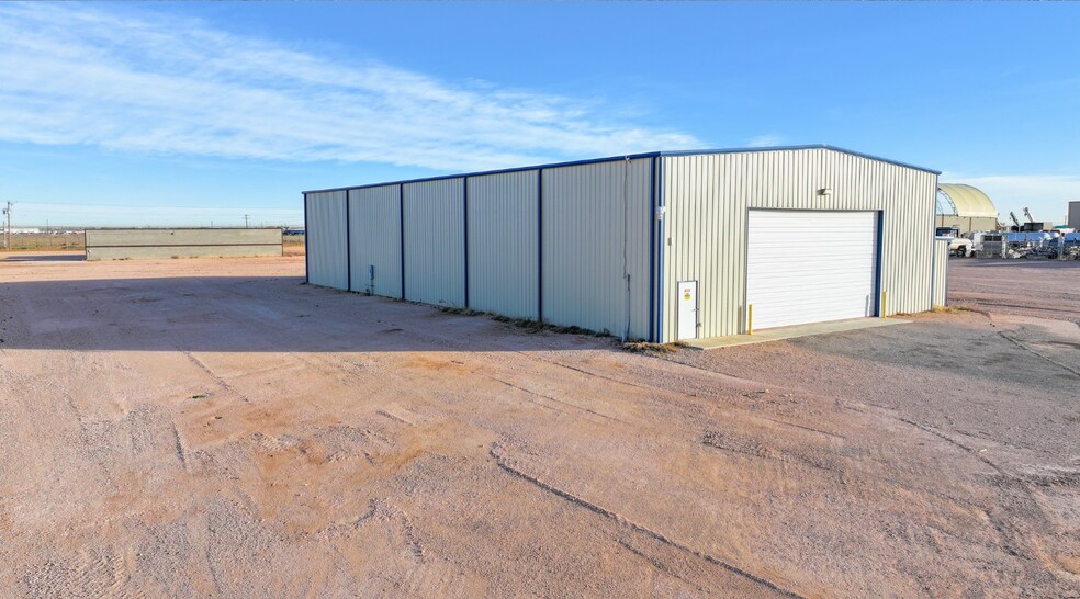 More Photos Of 11000 W County Road 72, Midland Distribution For Lease