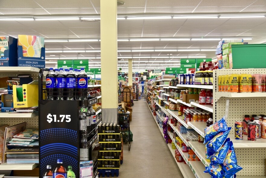 More Photos Of 1910 Eastgate Ave, Pierre Freestanding For Lease