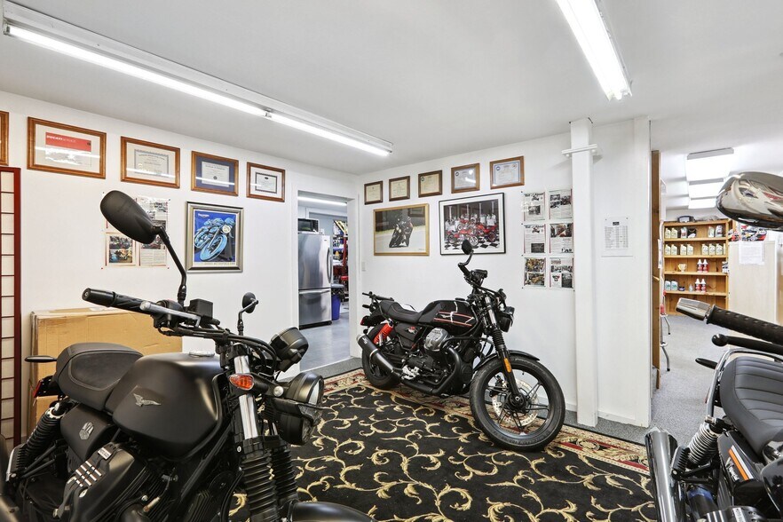 More Photos Of 44 Grassy Plain St, Bethel Storefront For Sale