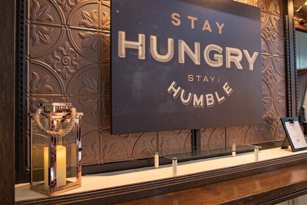 More Photos Of 7451 Monterey St, Gilroy Storefront Retail Office For Sale