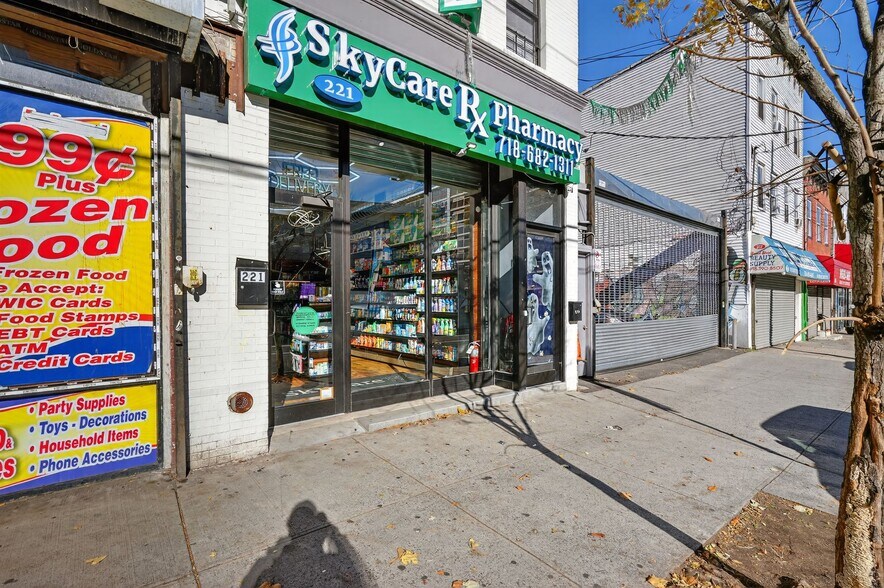 More Photos Of 219-225 Broad st, Staten Island Apartments For Sale