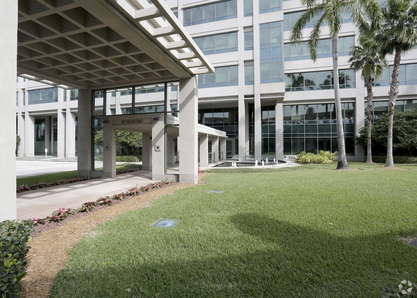 More Photos Of 703 NW 62nd Ave, Miami Office For Lease